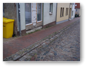 hier soll nun eine Fassade gemacht werden