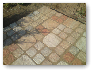 Kaminplatz Platten verlegen in Kunsthartz